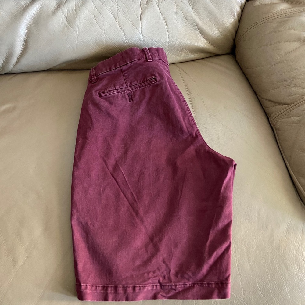 4/15 💖Gap Shorts! Size-31 - Picture 3 of 7